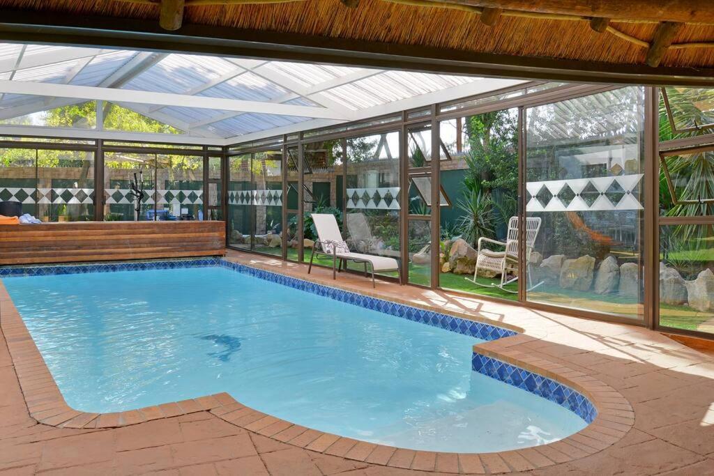 Mawethu Peaceful Garden With Covered Pool And Braai Area Cape Town Exterior photo